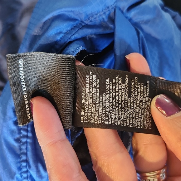 North face hooded winter coat -L 14/16 - Picture 12 of 12